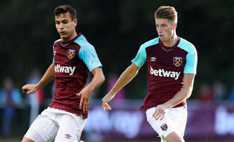 库里在与金 库里在与金